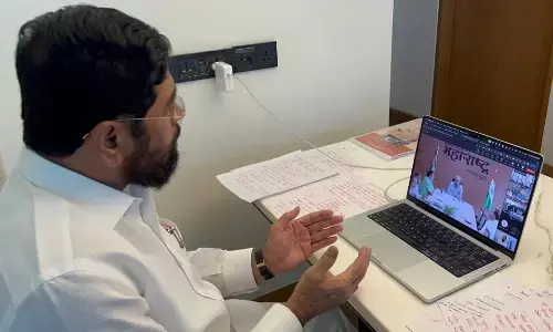 कमेटी ने तैयार कर ली है जांच रिपोर्ट, सरकार को जल्द ही सौंपी जाएगी- सीएम शिंदे ने वीसी से ली ताजा जानकारी कमेटी ने तैयार कर ली है जांच रिपोर्ट, सरकार को जल्द ही सौंपी जाएगी- सीएम शिंदे ने वीसी से ली ताजा जानकारी