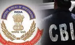 तमिल एक्टर से घूसखोरी मामले में सीबीआई ने 4 के खिलाफ मामला दर्ज कर तलाशी ली तमिल एक्टर से घूसखोरी मामले में सीबीआई ने 4 के खिलाफ मामला दर्ज कर तलाशी ली