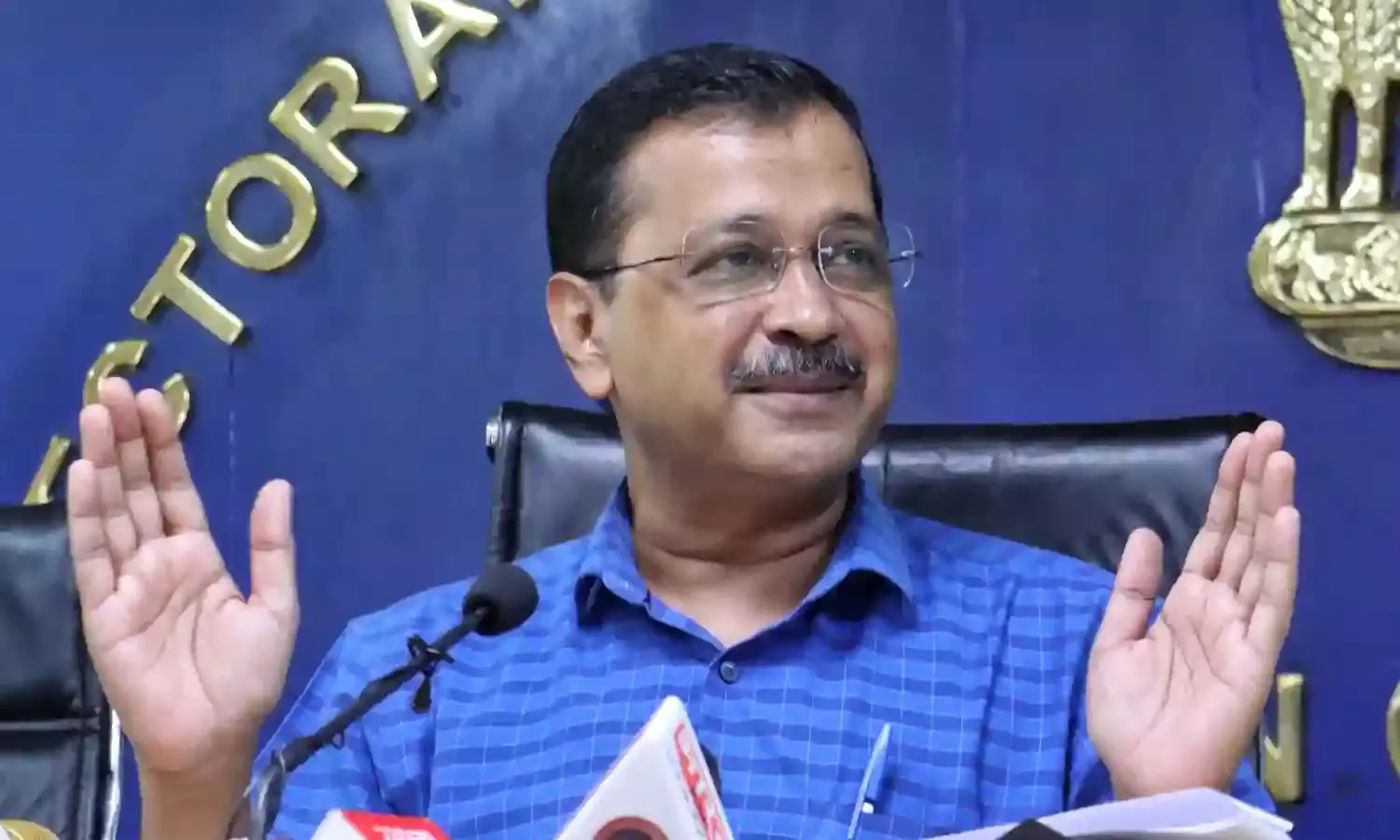 दिल्ली के सीएम केजरीवाल ने हिमाचल राज्य राहत कोष में 10 करोड़ रुपये का दान दिया
