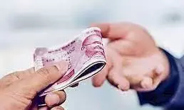 5 हजार की घूस लेते धराया पुलिस कांस्टेबल