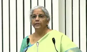 मोदी सरकार ने अर्थव्यवस्था को आगे बढ़ाने के लिए नज थ्योरी का इस्तेमाल किया : निर्मला मोदी सरकार ने अर्थव्यवस्था को आगे बढ़ाने के लिए नज थ्योरी का इस्तेमाल किया : निर्मला