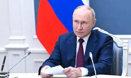 दूसरे देशों पर नियम थोपना रुकना चाहिए: पुतिन दूसरे देशों पर नियम थोपना रुकना चाहिए: पुतिन