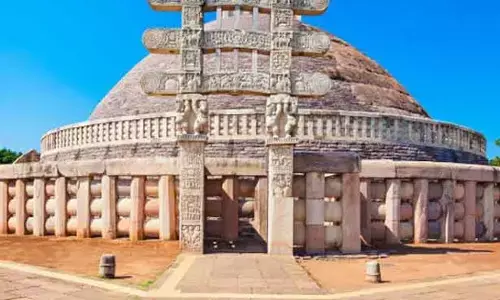 2 विश्व धरोहर होने के साथ रायसेन में पर्यटन की असीम संभावनाएं 2 विश्व धरोहर होने के साथ रायसेन में पर्यटन की असीम संभावनाएं