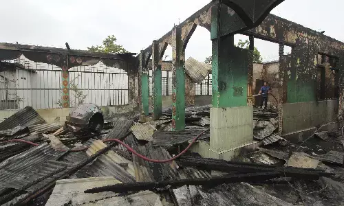 लेबनानी जेल में आग से तीन की मौत, 16 घायल