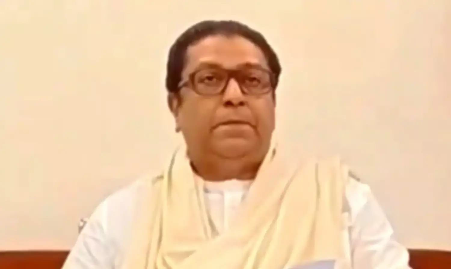 टोल टैक्स बंद करो नहीं तो टोल बूथ जला देंगे
