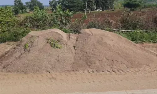 माफियाओं को छूट सरकारी काम अटके