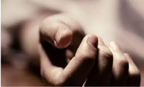 हरदा में युवती की खुदकुशी का मामला गरमाया, विरोध में बाजार रहे बंद