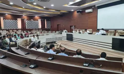 अंबुजा सीमेंट कंपनी परियोजनाग्रस्तों की जानकारी 15 दिन में पेश करें