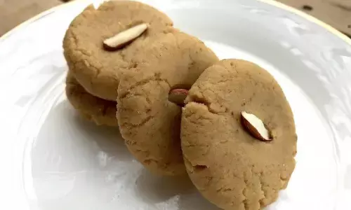 नवरात्रि पर माता रानी को लगाएं पेड़े का भोग, इस आसान रेसिपी से नवरात्रि पर माता रानी को लगाएं पेड़े का भोग, इस आसान रेसिपी से