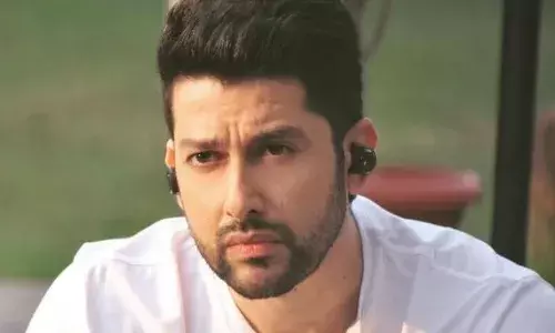 साइबर फ्रॉड का शिकार हुआ बॉलीवुड का ये एक्टर, केवाईसी के बहाने ठगों ने लूट लिए डेढ लाख साइबर फ्रॉड का शिकार हुआ बॉलीवुड का ये एक्टर, केवाईसी के बहाने ठगों ने लूट लिए डेढ लाख