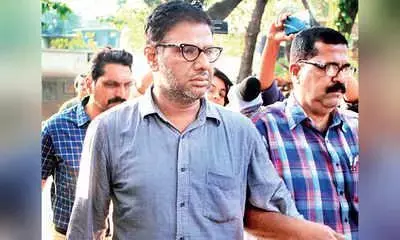 कलाकार चिंतन उपाध्याय को आजीवन कारावास की सजा