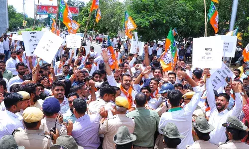 राजस्थान चुनाव : भाजपा की पहली सूची से गुटबाजी उजागर, निराश दावेदार रोए, विरोध जताया
