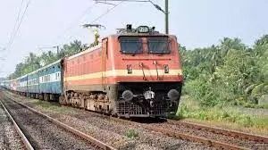 रेल यात्रियों की सुरक्षा के लिए 190 रेलवे कोच में लगाए गए सीसीटीवी रेल यात्रियों की सुरक्षा के लिए 190 रेलवे कोच में लगाए गए सीसीटीवी