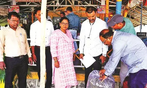 बस से हो रही थी गांजे की तस्करी, दो आरोपी गिरफ्तार बस से हो रही थी गांजे की तस्करी, दो आरोपी गिरफ्तार