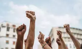 सरकारी नौकरियों का निजीकरण और स्कूल दत्तक योजना के फैसलों की जली होली