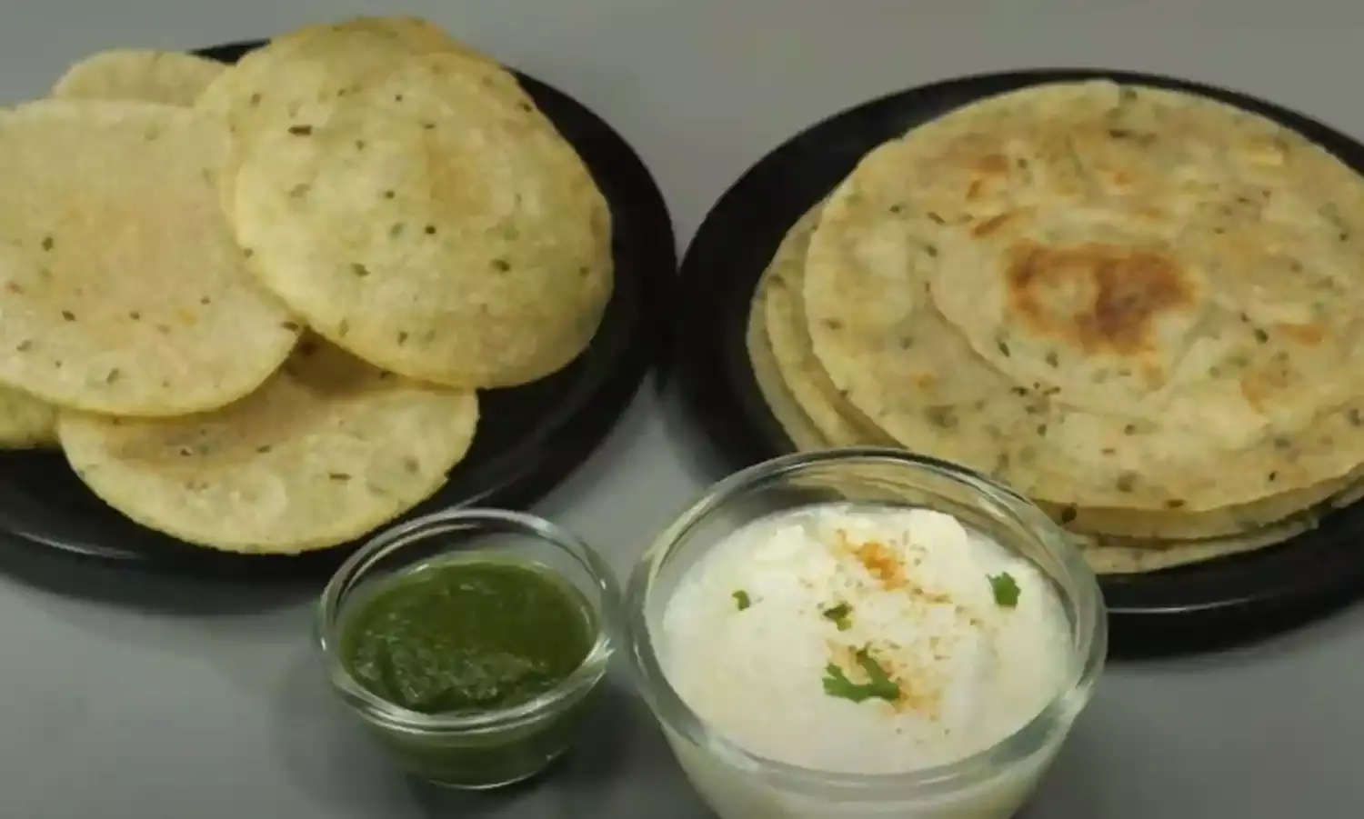 व्रत में बनाए साबूदाना के पराठे और पूरियां, जानिए इसकी आसान रेसिपी