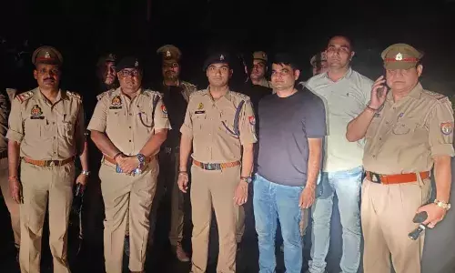 पुलिस और बदमाश के बीच हुई मुठभेड़, इनामी बदमाश गिरफ्तार