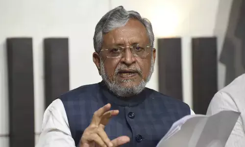 केंद्रीय मदद से ही हुआ विकास, 2.5 करोड़ लोगों की गरीबी दूर हुई : सुशील मोदी