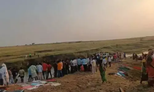 बीड :  खदान में तीन मासूम बच्चों की डूबने से मौत