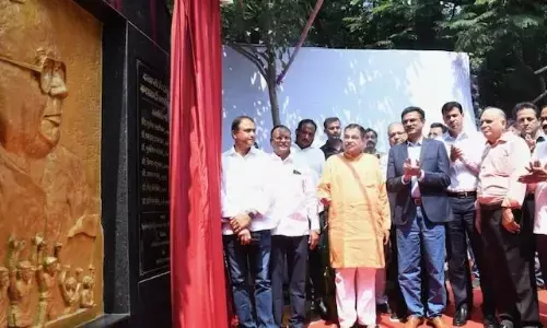 नागपुर शहर में 200 करोड़ के कामों की घोषणा नागपुर शहर में 200 करोड़ के कामों की घोषणा