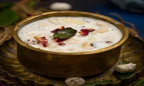 नवरात्र के दूसरे दिन माता ब्रह्मचारिणी को लगाएं पंचामृत का भोग, इस आसान रेसिपी से