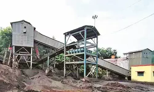 विश्वस्तरीय खदान वाली तहसील में मैंग्नीज से जुड़े उद्याेग का अभाव