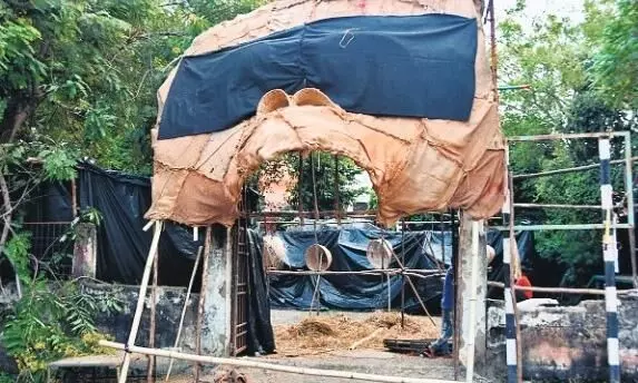 शहर के दुर्गा पंडालों में झाँकियाँ मन को भाएंगी शहर के दुर्गा पंडालों में झाँकियाँ मन को भाएंगी