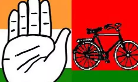 विधानसभा चुनाव में इंडिया गठबंधन की गांठें हुई ढीली, एमपी में सपा और कांग्रेस आमने-सामने विधानसभा चुनाव में इंडिया गठबंधन की गांठें हुई ढीली, एमपी में सपा और कांग्रेस आमने-सामने