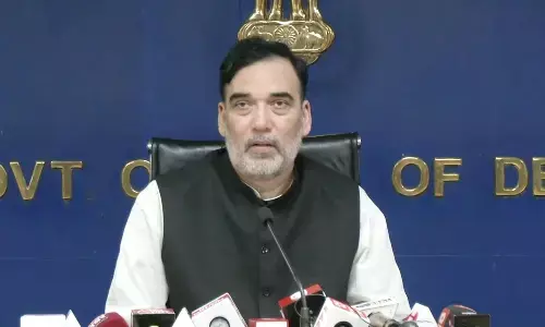 वायु प्रदूषण से बचाव के लिए दिल्ली की तरह पूरे एनसीआर में लगाया जाए पटाखों पर बैन : गोपाल राय वायु प्रदूषण से बचाव के लिए दिल्ली की तरह पूरे एनसीआर में लगाया जाए पटाखों पर बैन : गोपाल राय