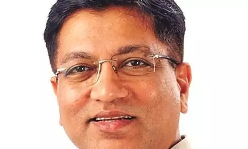 जिचकार को नोटिस, 7 दिन में मांगा जवाब जिचकार को नोटिस, 7 दिन में मांगा जवाब