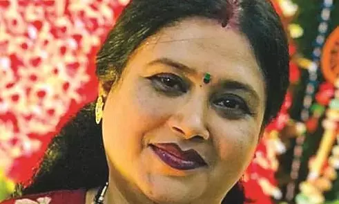 दूसरों का दर्द बांटकर उनके चेहरों पर मुस्कान लाना आसान नहीं है