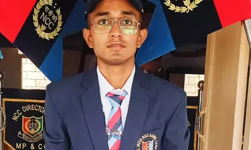 आरएनटीयू के एनसीसी कैडेट सुमीत कुमार नौ सैनिक कैंप में हुए सेलेक्ट