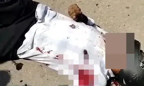 दिनदहाड़े बुलेट सवार को बदमाशों ने गोलियों से भूना, पुलिस को मृतक के पास भी मिली पिस्टल दिनदहाड़े बुलेट सवार को बदमाशों ने गोलियों से भूना, पुलिस को मृतक के पास भी मिली पिस्टल