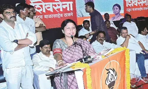 भाजपा यानी भाड़े से जमाई पार्टी, उसके झूठ को उजागर करो - शिवसेना