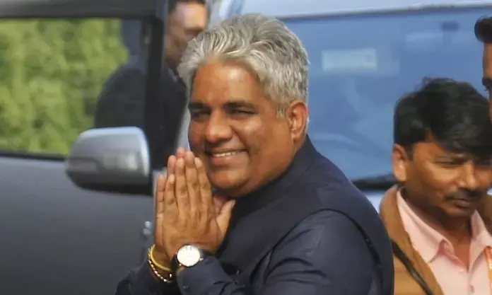 5वीं सूची जारी होने के बाद केंद्रीय मंत्री भूपेंद्र यादव को जबलपुर में करना पड़ा भाजपा कार्यकर्ताओं के गुस्से का सामना