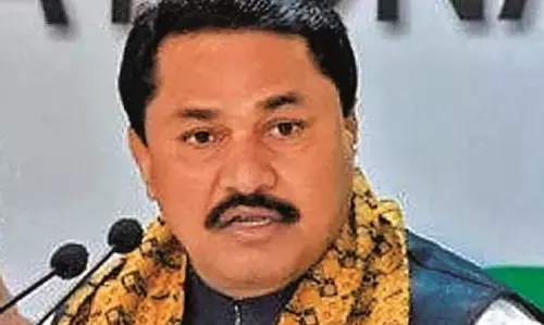 ठेका भर्ती जीआर रद्द, पक्ष-विपक्ष ने एक-दूसरे को कोसा