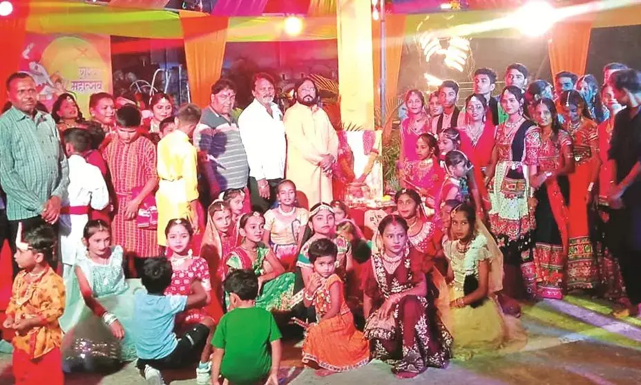 शिवाजी नगर में तीन दिवसीय गरबा महोत्सव