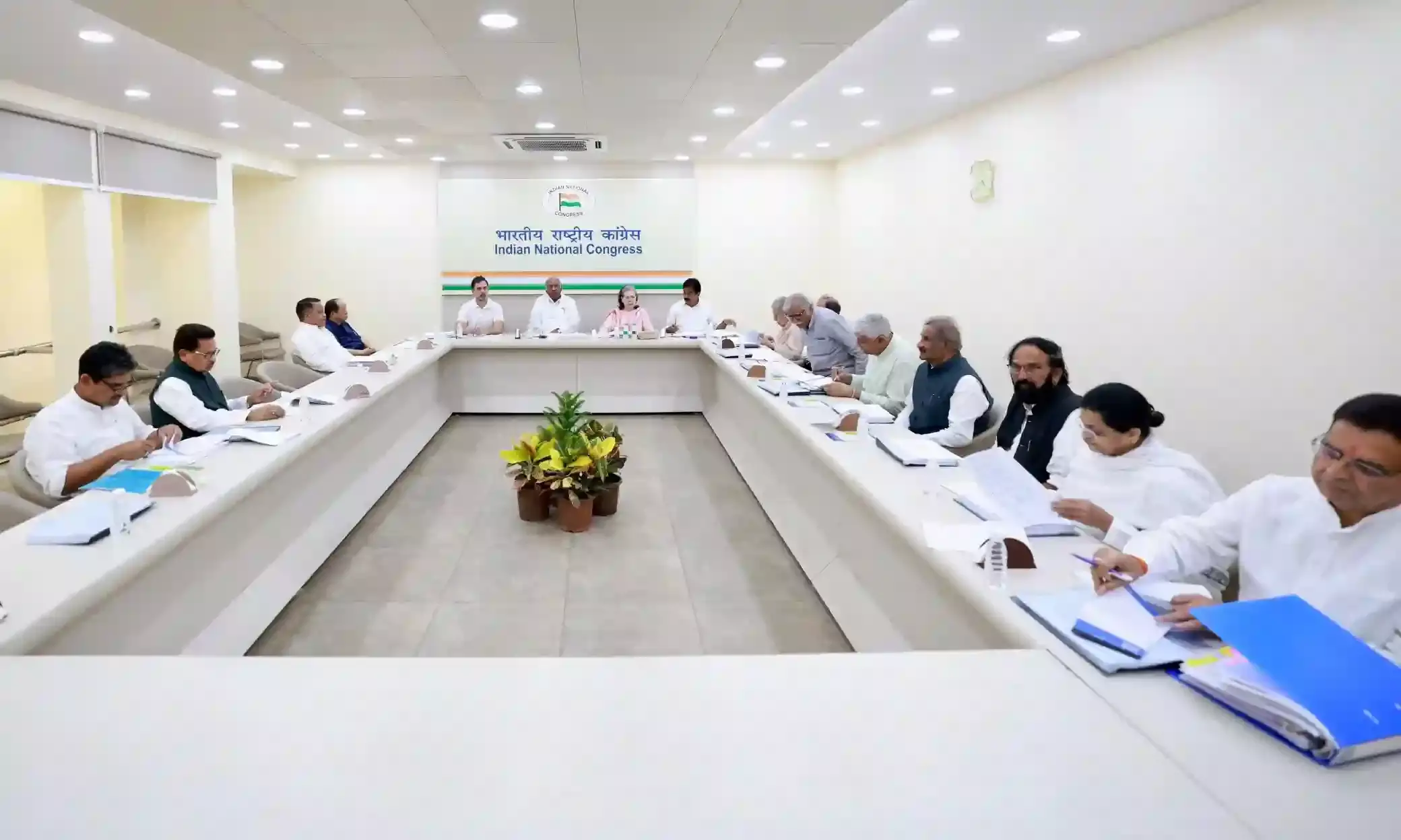 राजस्‍थान चुनाव: कांग्रेस की दूसरी सूची जल्द, उम्मीदवारों को अंतिम रूप देने के लिए सीईसी बैठक माह के अंत में