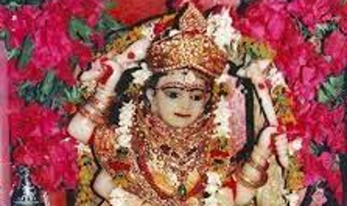 मध्य प्रदेश चुनाव : जीत के लिए देवी को खुश करने में लगे नेता