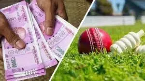 जरीपटका में क्रिकेट बुकी गिरफ्तार, घर के बेडरूम में बैठकर खेल रहा था खेल जरीपटका में क्रिकेट बुकी गिरफ्तार, घर के बेडरूम में बैठकर खेल रहा था खेल