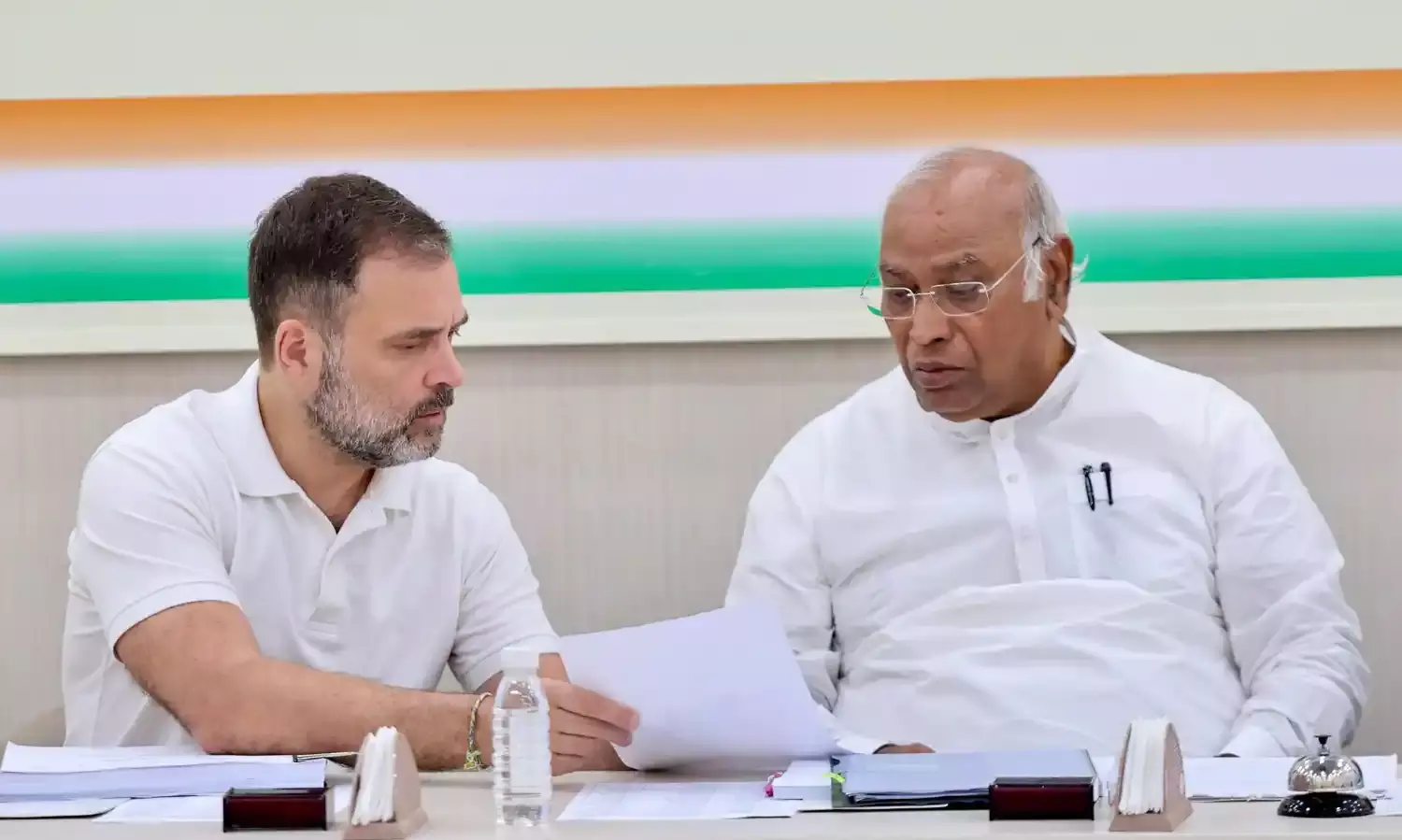 मल्लिकार्जुन खड़गे और राहुल गांधी ने देशवासियों को दी विजयादशमी की शुभकामनाएं
