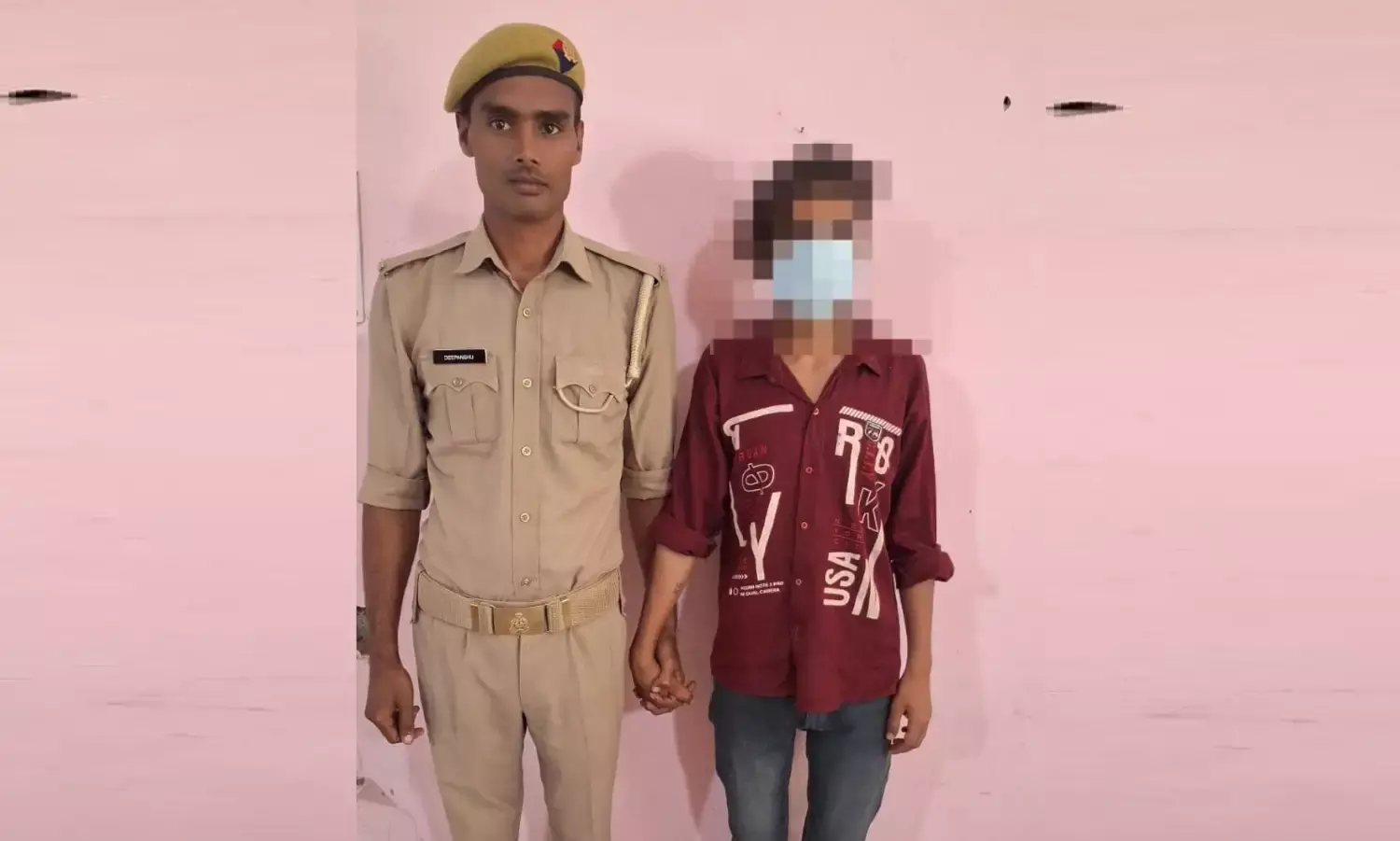 चैटिंग ऐप से नाबालिग से की दोस्ती, वीडियो-फोटो बनाकर कर रहा था ब्लैकमेल, गुजरात से गिरफ्तार