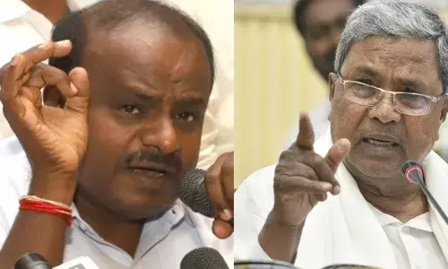 कुमारस्वामी ने कर्नाटक के मुख्यमंत्री सिद्धारमैया से कहा, आप मीर सादिक के अवतार हैं कुमारस्वामी ने कर्नाटक के मुख्यमंत्री सिद्धारमैया से कहा, आप मीर सादिक के अवतार हैं