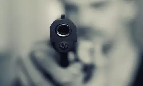 श्रीनिवास हत्याकांड: कर्नाटक के जंगल में भागने की कोशिश कर रहे दो आरोपियों के पैर में लगी गोली श्रीनिवास हत्याकांड: कर्नाटक के जंगल में भागने की कोशिश कर रहे दो आरोपियों के पैर में लगी गोली