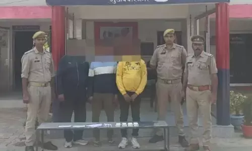 एटीएम कार्ड बदलकर धोखाधड़ी से पैसे निकालने वाले 3 गिरफ्तार, 32 कार्ड बरामद