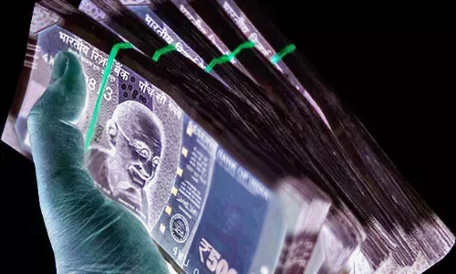 अधिक रिटर्न का झांसा देकर निवेशकों से एक करोड़ की ठगी अधिक रिटर्न का झांसा देकर निवेशकों से एक करोड़ की ठगी