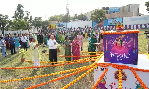 आईसेक्ट द्वारा नवरात्र पर गरबा महोत्सव का किया गया आयोजन