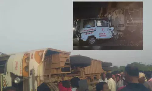 बीड में दो दर्दनाक हादसे, 10 की मौत