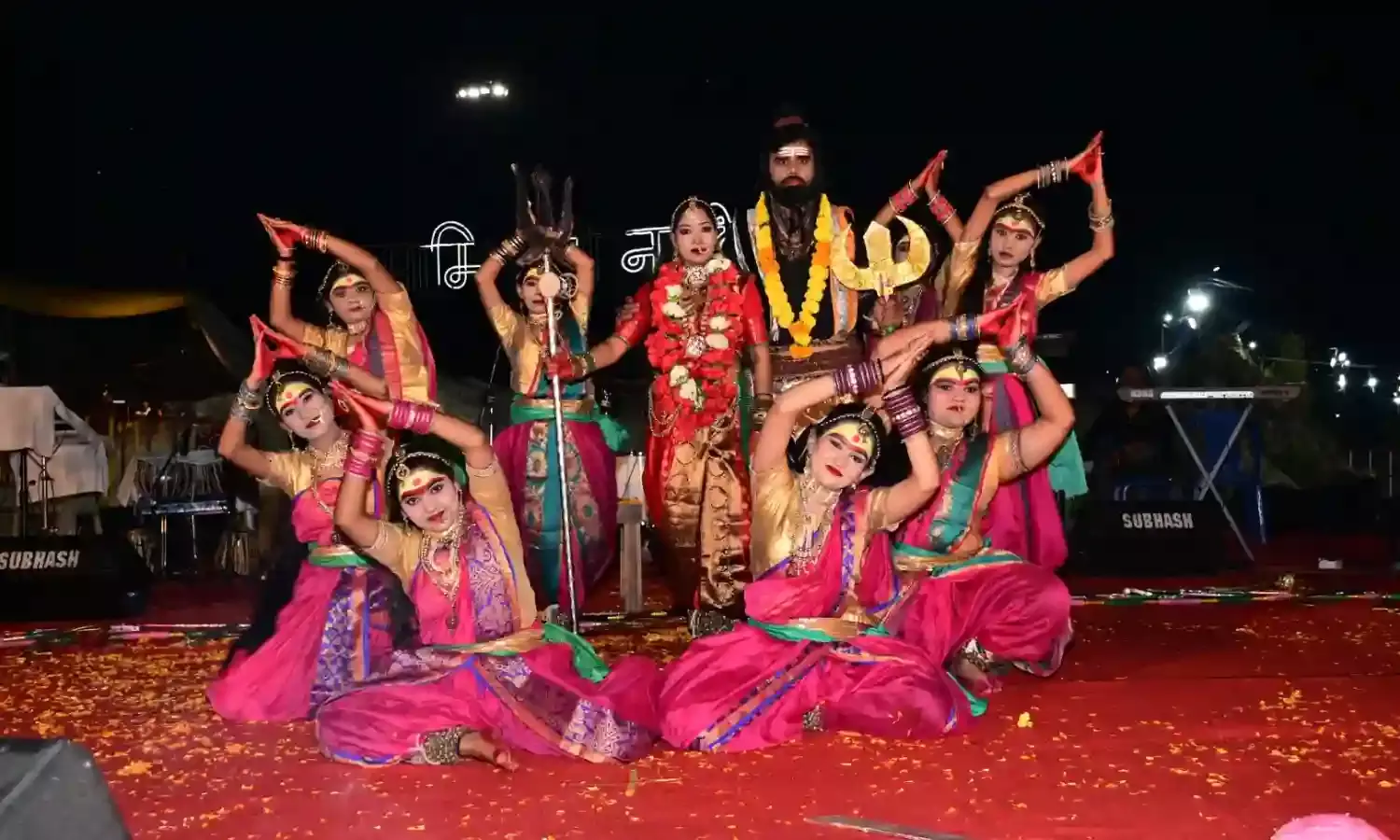संगमरमरीवादियों में हुई संगीत साधना... माँ के विविध रूपों को भी किया अभिव्यक्त