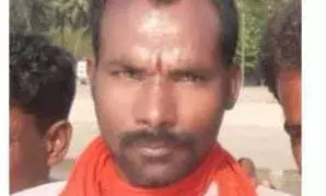 बीड के अंबाजोगाई में युवक ने पानी की टंकी से कूदकर की आत्महत्या